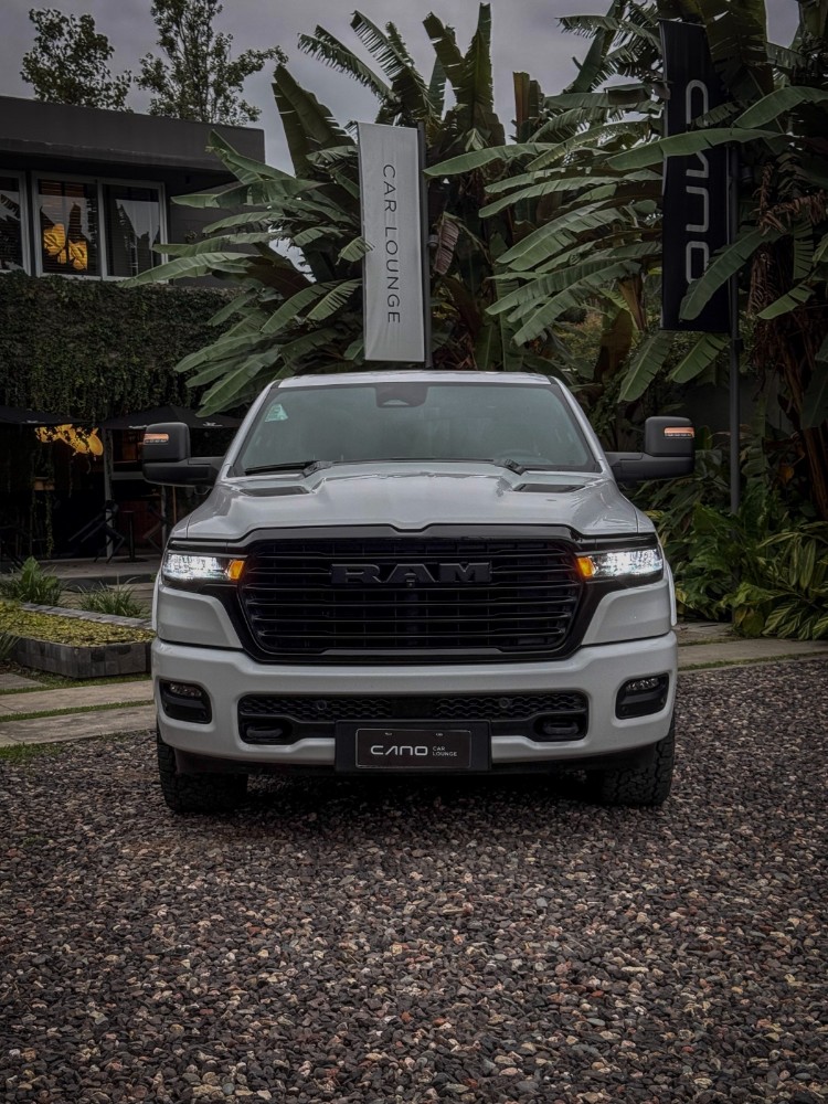 Ram 1500 Night Edition — foto 4